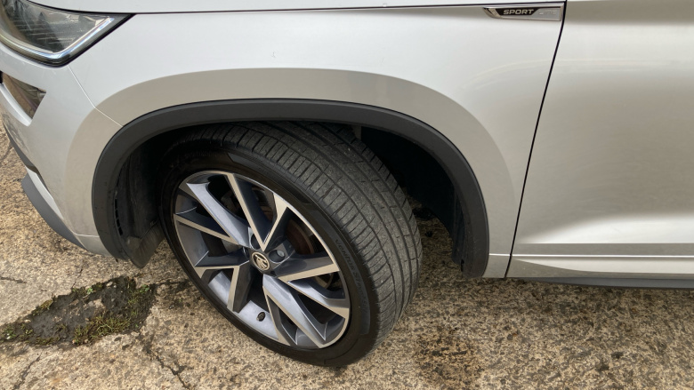 Skoda Kodiaq 2.0 TDI Sport Line 4x4 5dr DSG [7 Seat] Diesel Estate